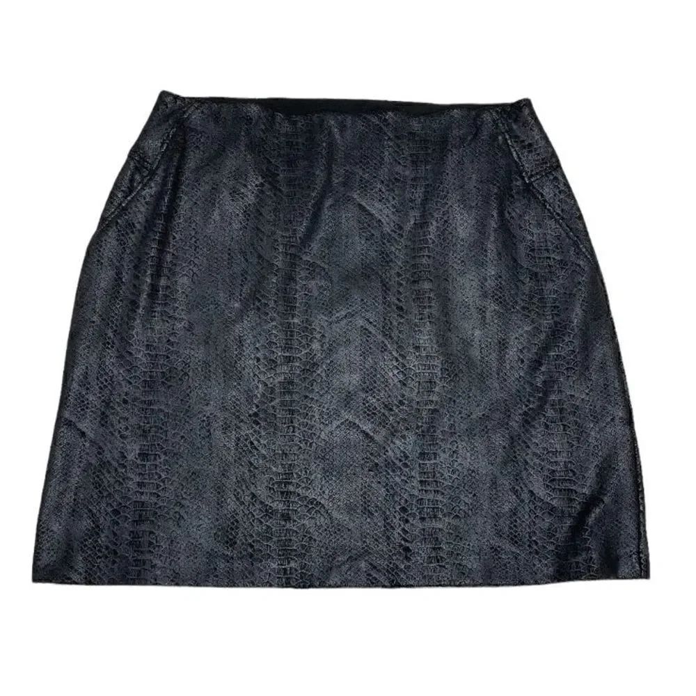 APT.9 Snakeskin Faux Leather Skirt Size Large NWOT
